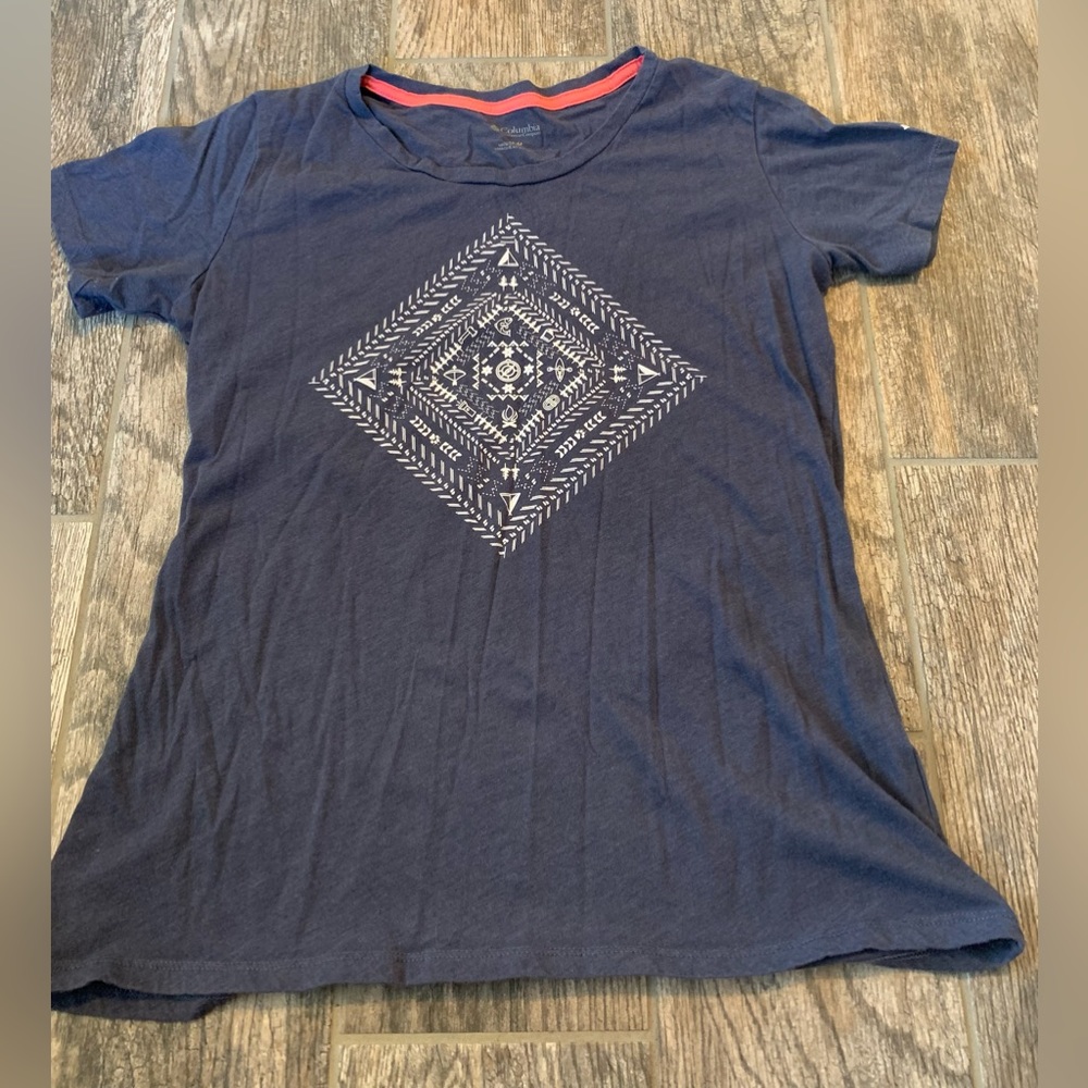 Columbia tee